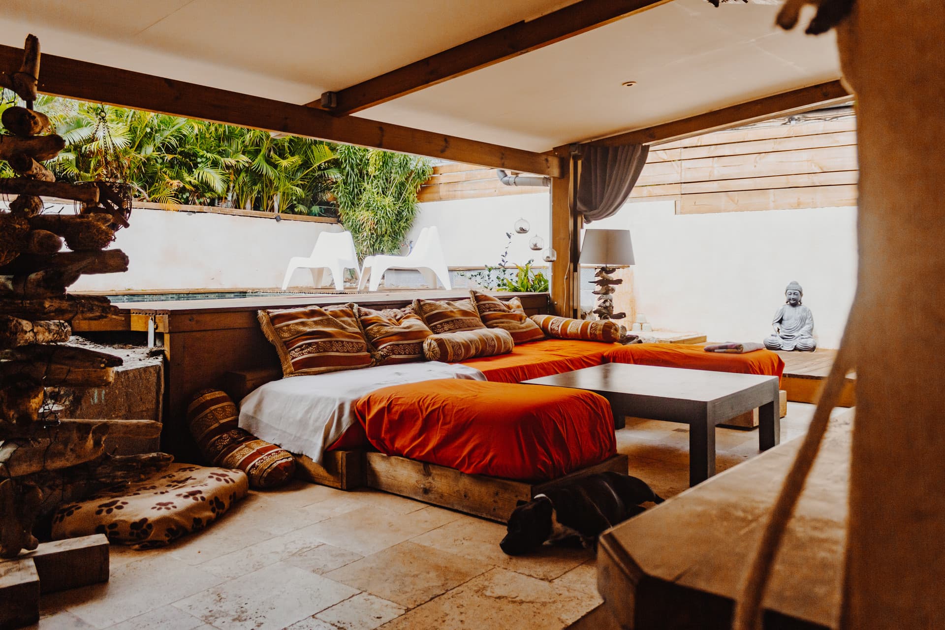 Villa Carrosse — Chambre ouverte sur l'extérieur