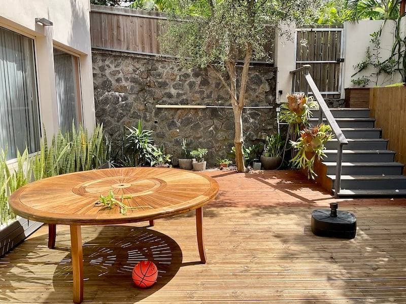 Villa - Saint Gilles les Hauts — photo 1